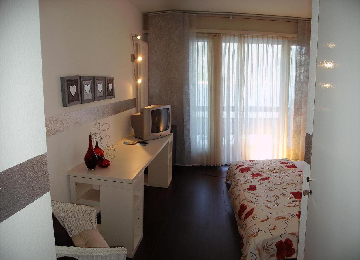 Hotel Garni Battello Melide Phòng bức ảnh